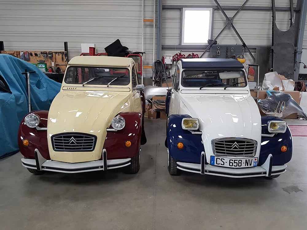 Restauration d'une 2 CV à Lège Cap-Ferret Restauration d'une 2 CV à Lège Cap-Ferret